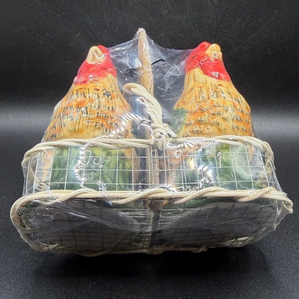 Hand Painted Ceramic Rooster Salt & Pepper Shakers Farmhouse Kitchen Sealed Pack